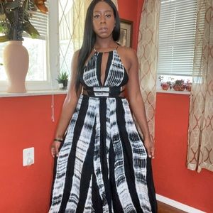 Black/white maxi dress size large